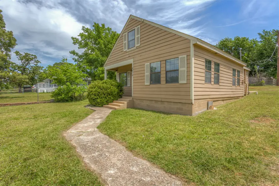 5819 S 32nd West Avenue, Tulsa, OK 74107 - #3