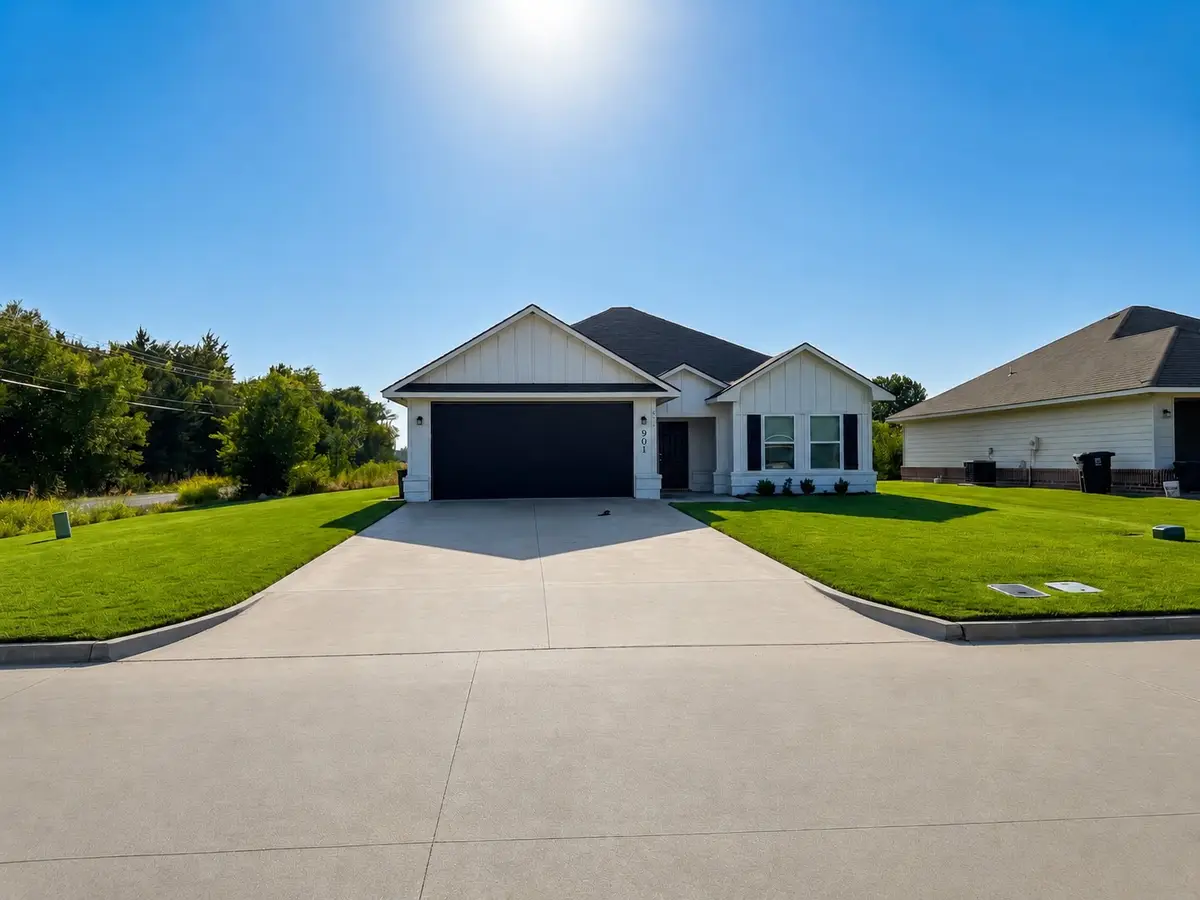 901 Westgate, Durant, OK 74701 - #1