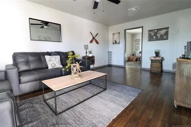 3203 E Oklahoma Place S, Tulsa, OK 74110 - #2