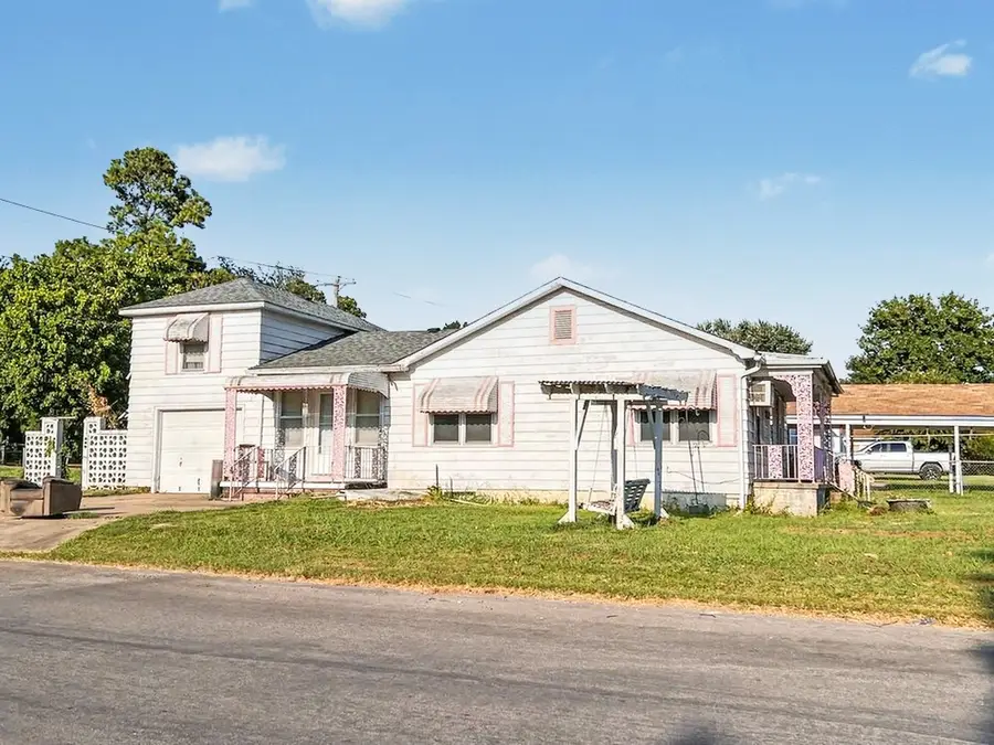 1602 N Aberdeen Street, Muskogee, OK 74403 - #3