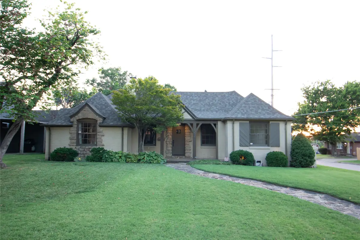 1204 S Evanston Avenue S, Tulsa, OK 74104 - #1
