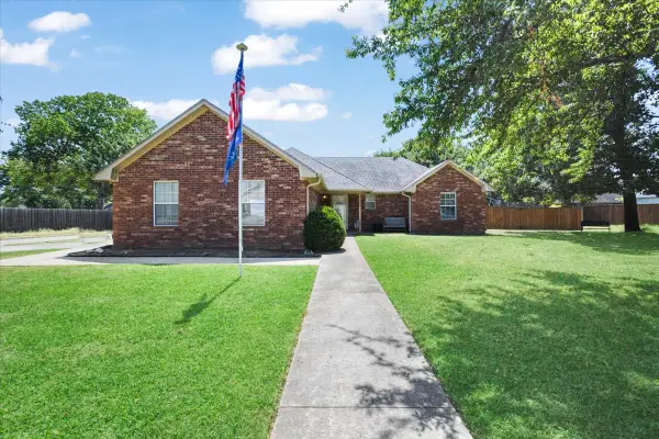 5418 Roadrunner, Durant, OK 74701