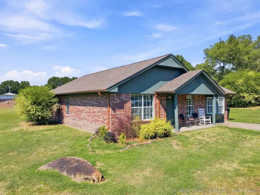 608 Pine Street, Henryetta, OK 74437 - #2