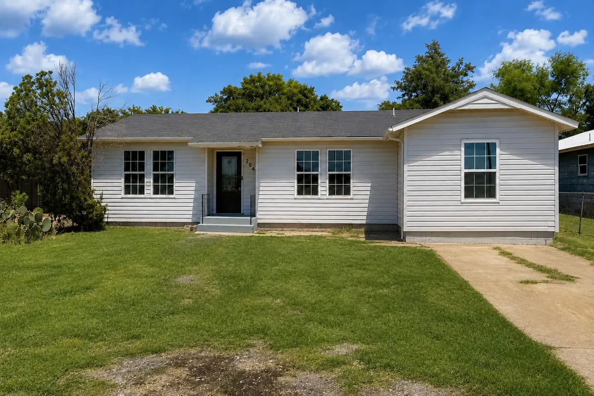 204 Summit Street, Marietta, OK 73448 - #1