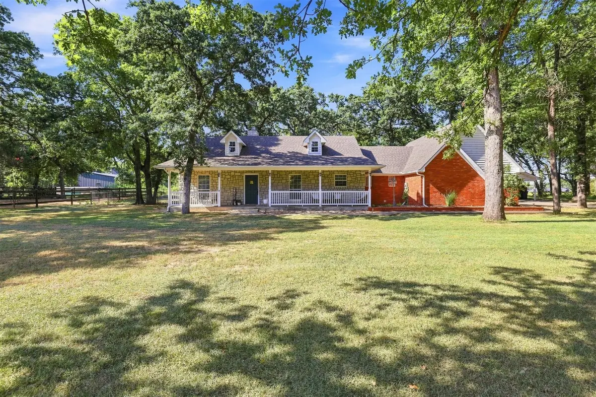 11952 N Woodlands Circle, Kingston, OK 73439 - #1