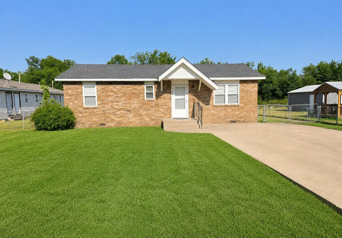 217 N Garrison Avenue N, Sperry, OK 74073 - #1