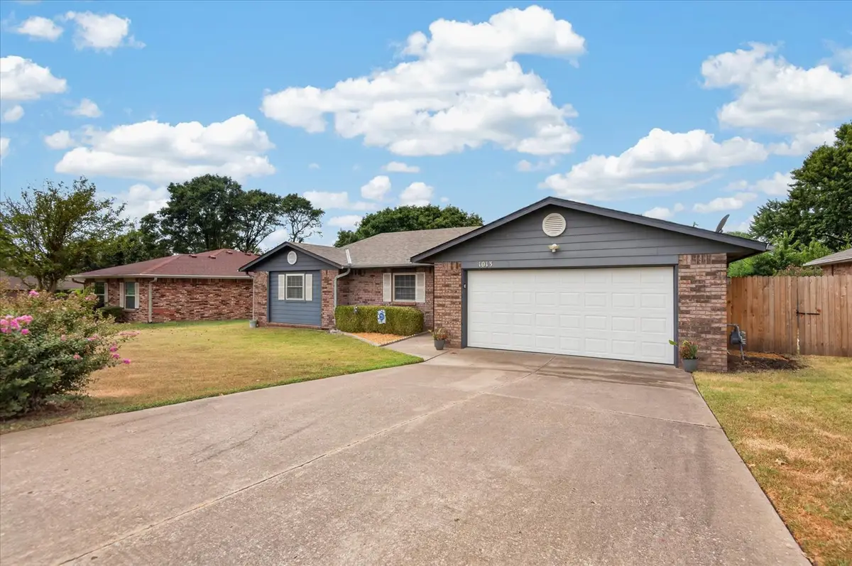 1013 King Drive, Bartlesville, OK 74006 - #1