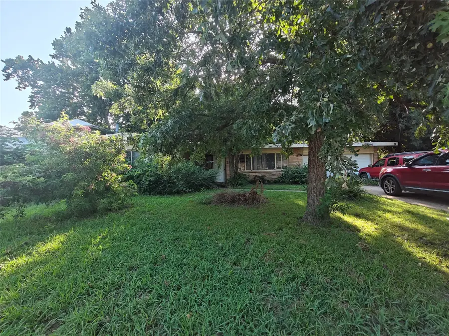 866 N Union East Place, Tulsa, OK 74127 - #2