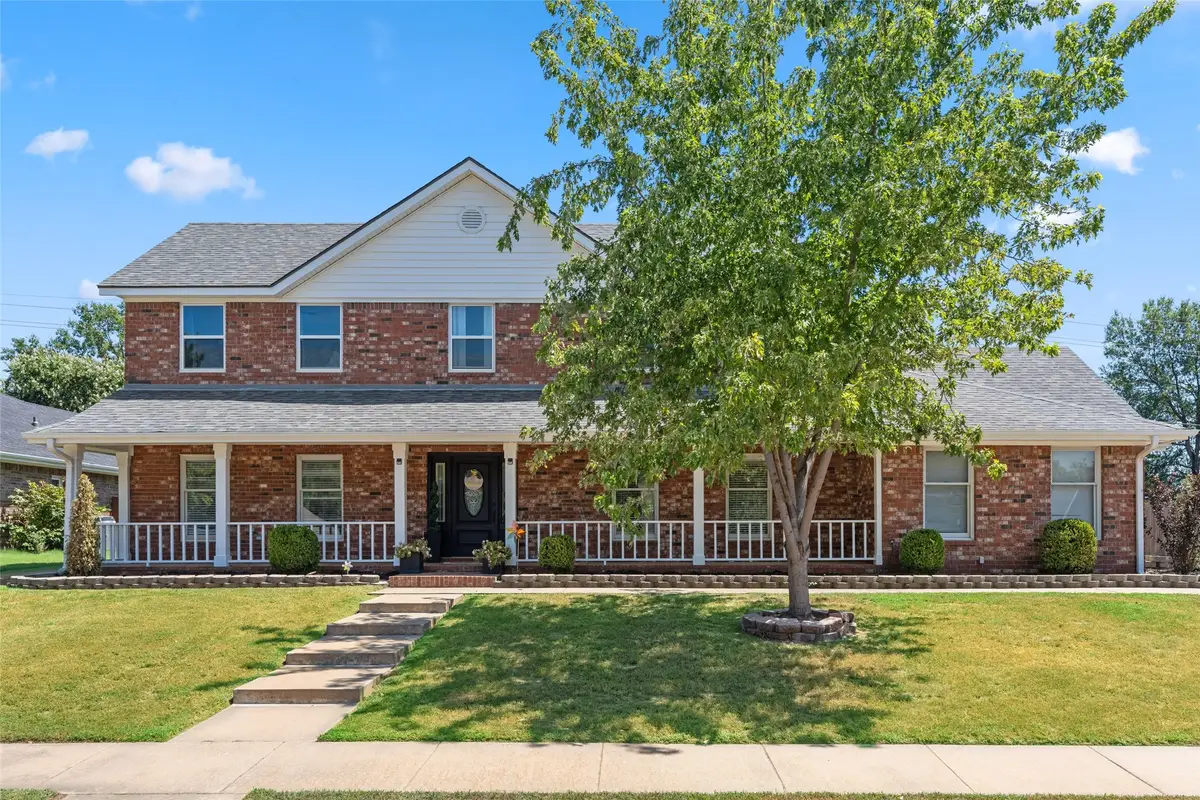 2624 Montrose Drive, Bartlesville, OK 74006 - #1