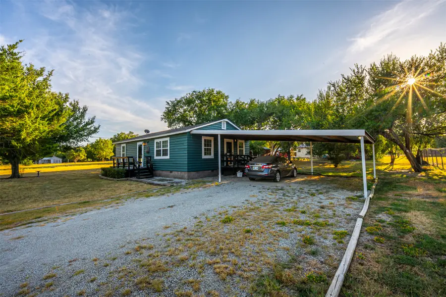 660 N Olive Street, Stratford, OK 74872 - #2