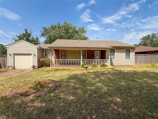 2502 Hayes Street, Muskogee, OK 74403
