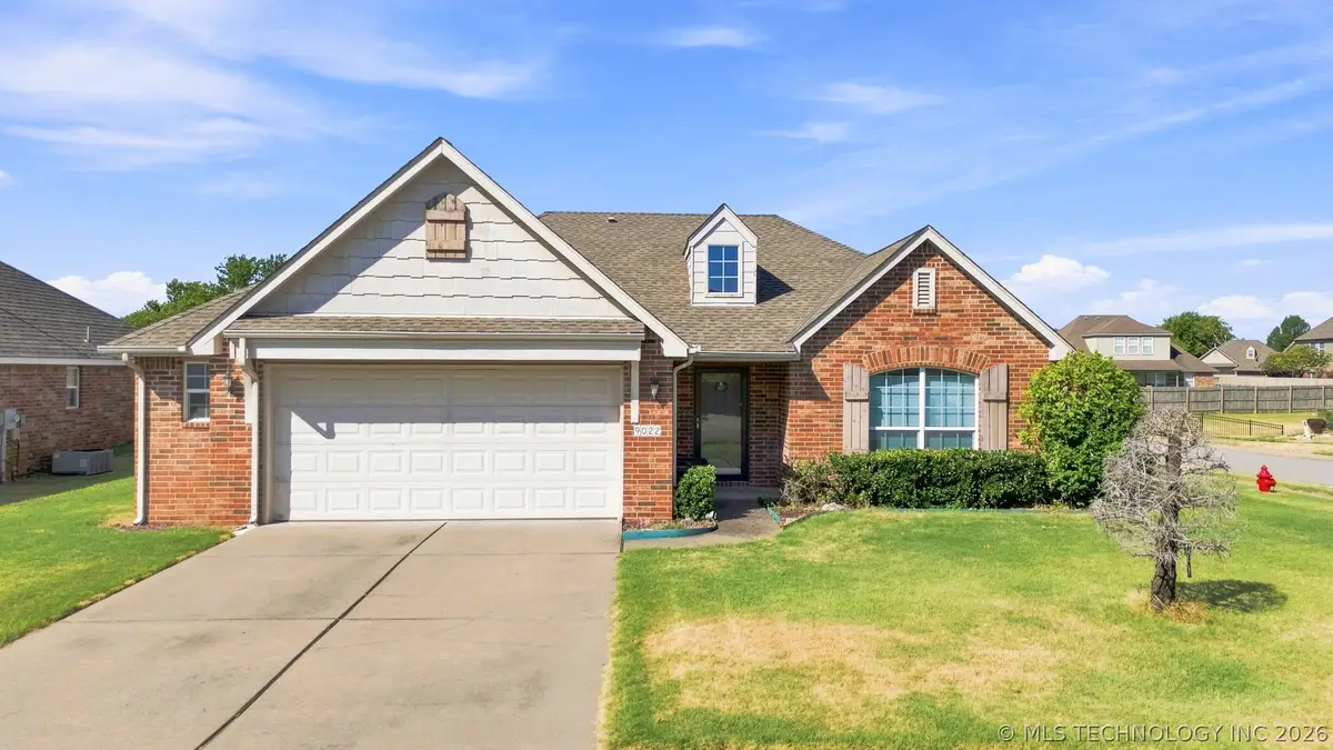 9022 N 156th East Avenue, Owasso, OK 74055 - #1