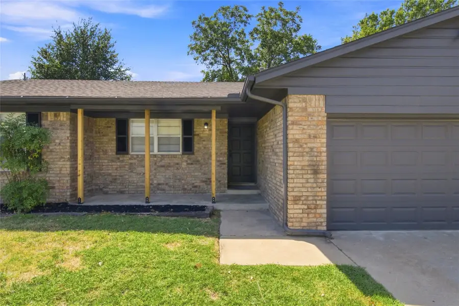 3008 S Elm Avenue, Broken Arrow, OK 74012 - #3