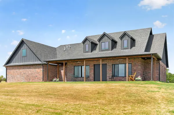 33715 E 111th Street S, Coweta, OK 74429