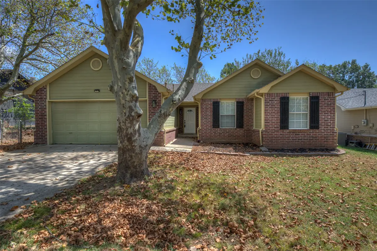 911 N 14th Street, Collinsville, OK 74021 - #1