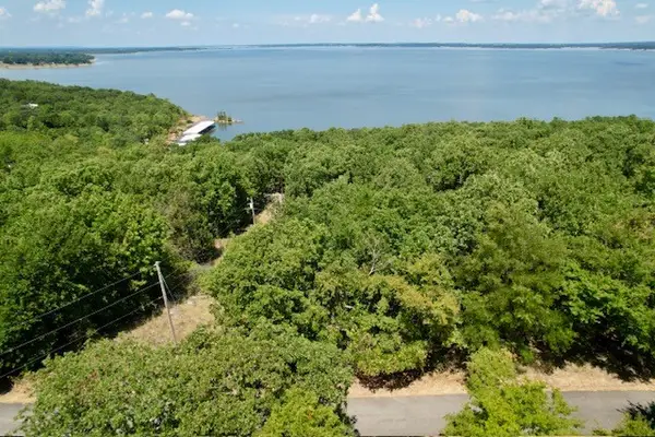 59 Marian Lane, Eufaula, OK 74432