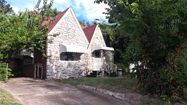 1608 N Cheyenne Avenue, Tulsa, OK 74106