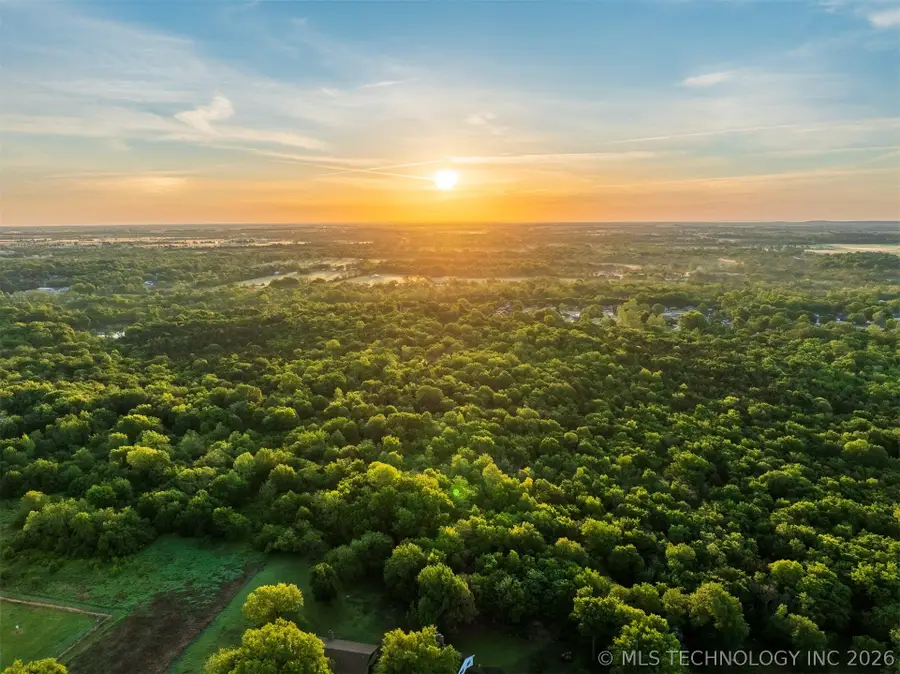 1930 E 9th Street, Okmulgee, OK 74447 - #3
