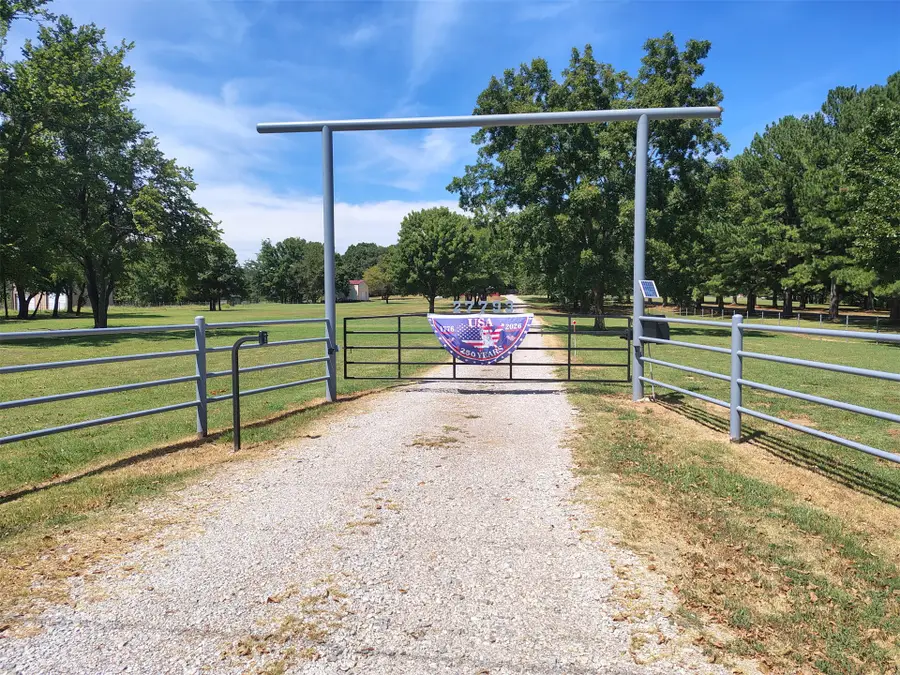 27793 E 161st Street S, Coweta, OK 74429 - #2