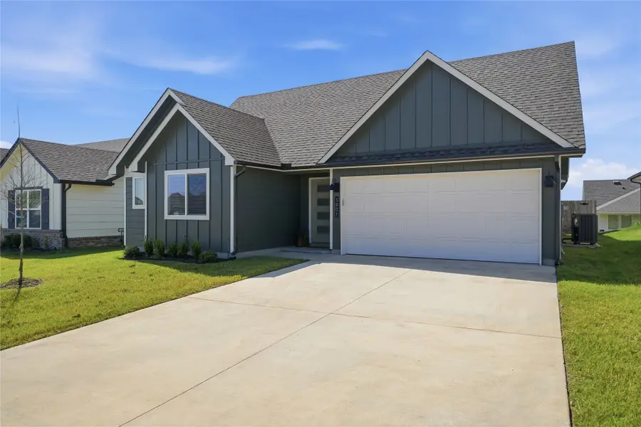 3901 E Montpelier Street, Broken Arrow, OK 74014 - #2