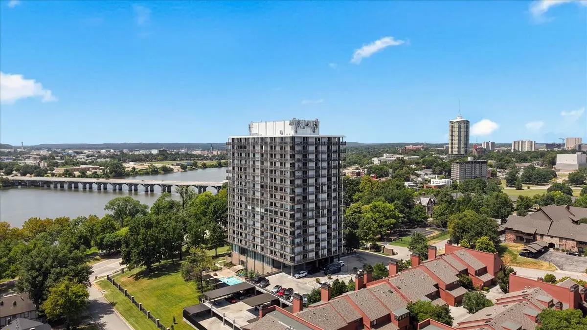 2300 S Riverside Drive #3F, Tulsa, OK 74114 - #1