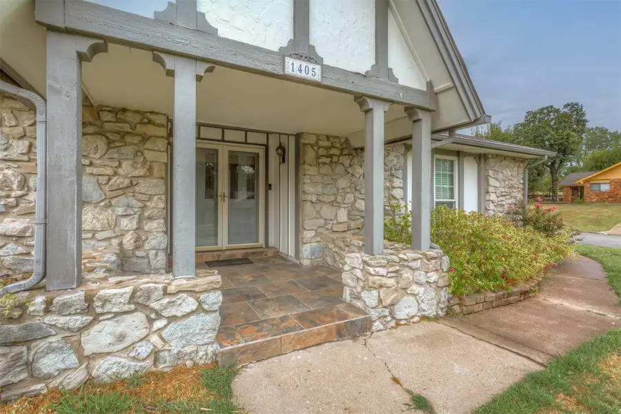 1405 W Young Street, Tulsa, OK 74127 - #2