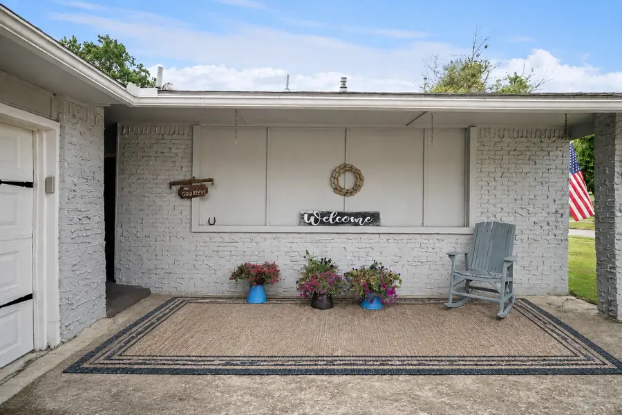 1813 Surrey Drive, Pryor, OK 74361 - #2