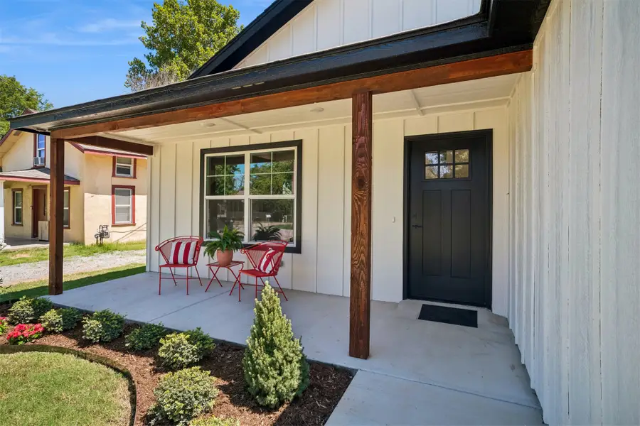 1008 N Sioux Avenue, Claremore, OK 74017 - #3