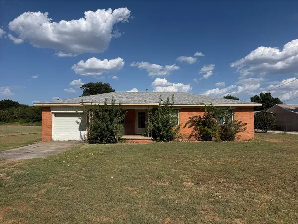 401 N Sycamore, Stratford, OK 74872