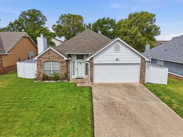 9252 S 85th East Avenue, Tulsa, OK 74133