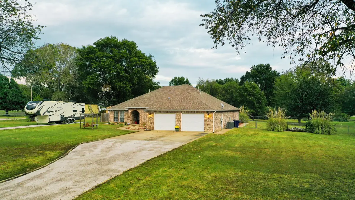 17533 S 321st East Avenue, Coweta, OK 74429 - #1