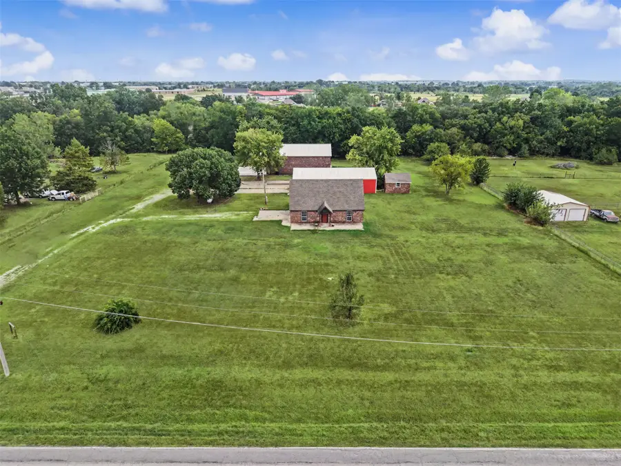 1915 S Lenapah Avenue, Skiatook, OK 74070 - #2