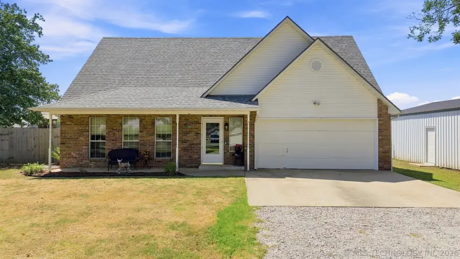 9412 E Yorkshire Avenue, Claremore, OK 74017 - #3