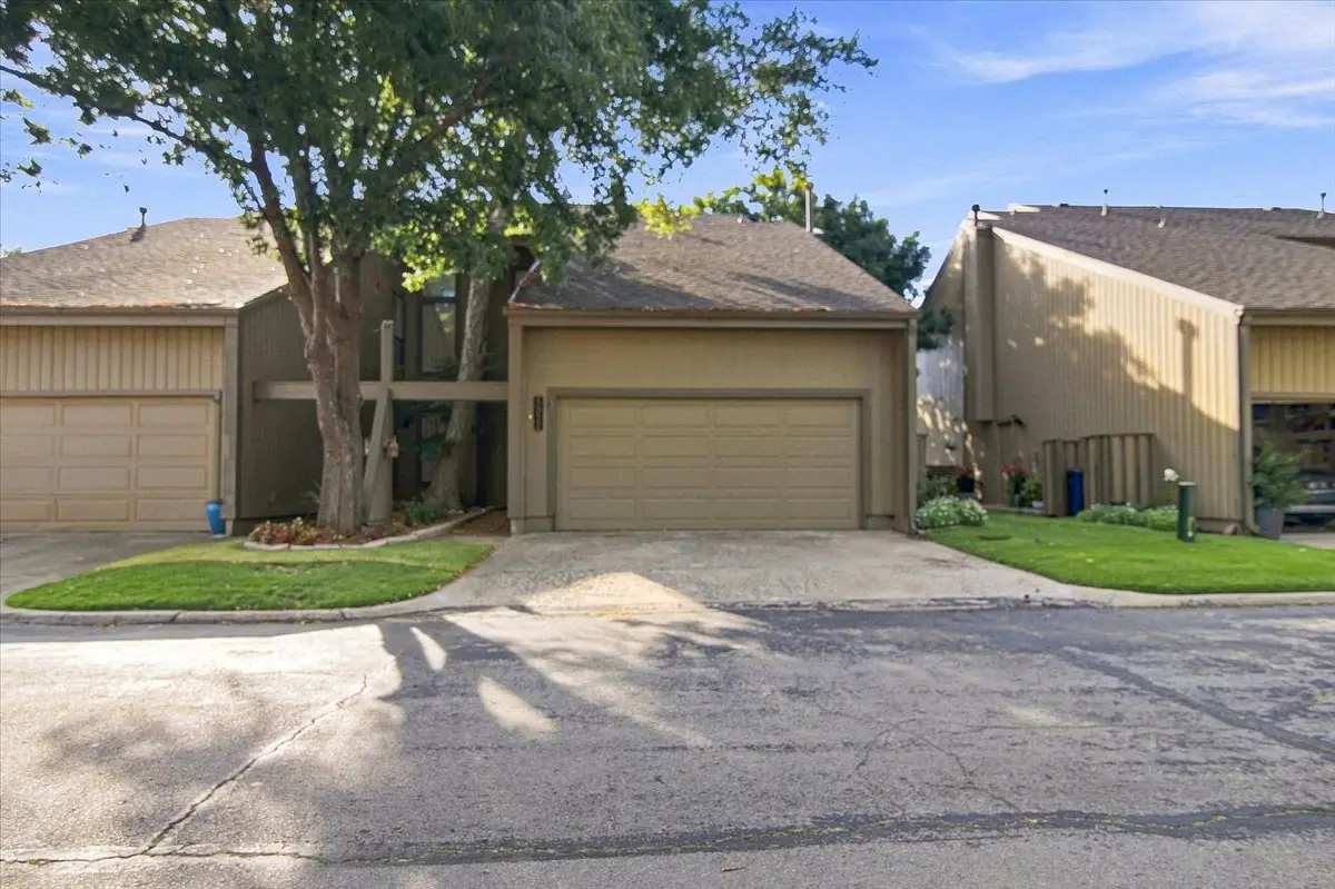 5923 S Atlanta Avenue #2, Tulsa, OK 74105 - #1