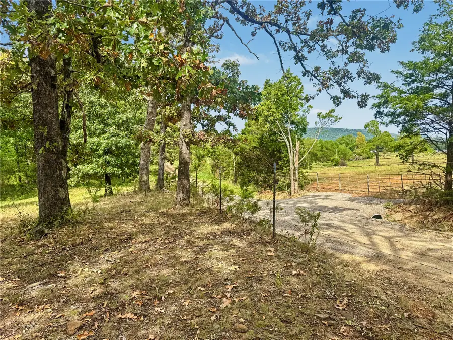 474482 E 850 Road, Stilwell, OK 74960 - #3