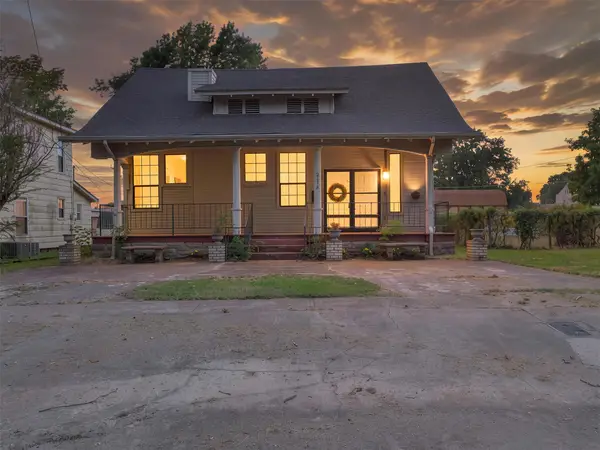 211 N State Street, Wagoner, OK 74467
