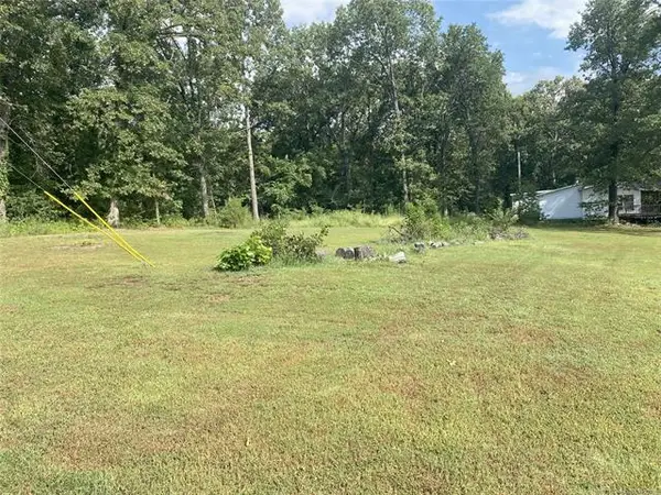 62468 E 322 Lane, Grove, OK 74344