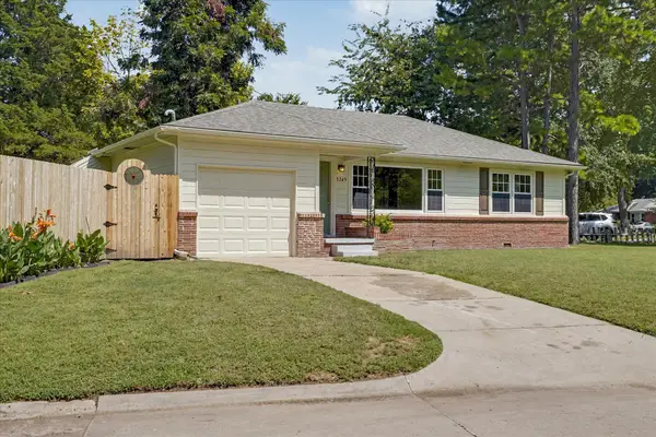 5249 S Saint Louis Avenue, Tulsa, OK 74105