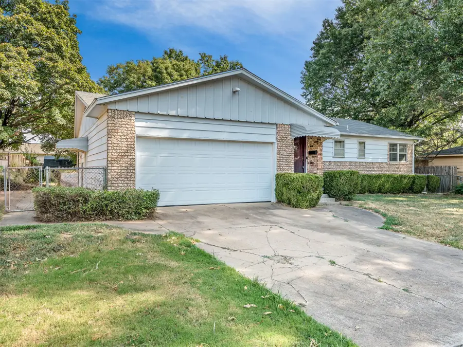 904 E Elgin Place, Broken Arrow, OK 74012 - #3