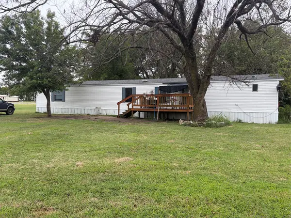 12060 E Duck Pond Circle, Claremore, OK 74017