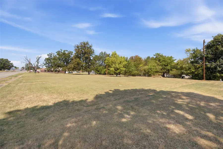903 E Wyandotte Avenue, McAlester, OK 74501 - #3