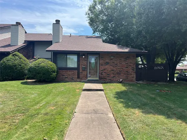 1209 S 111th East Avenue #32-4D, Tulsa, OK 74128