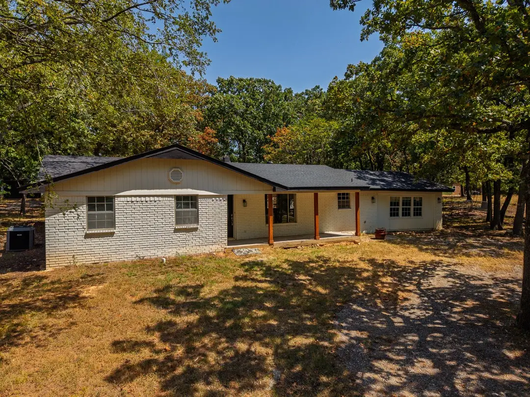 2418 N 49th Avenue, Durant, OK 74701 - #1