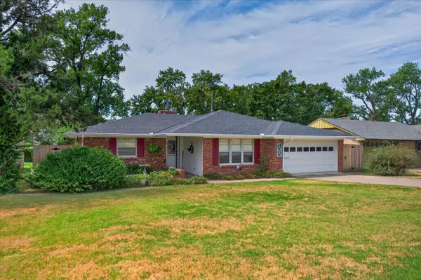 5615 Harvard Drive, Bartlesville, OK 74006