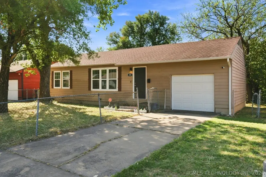 244 E 52nd Place N, Tulsa, OK 74126 - #2