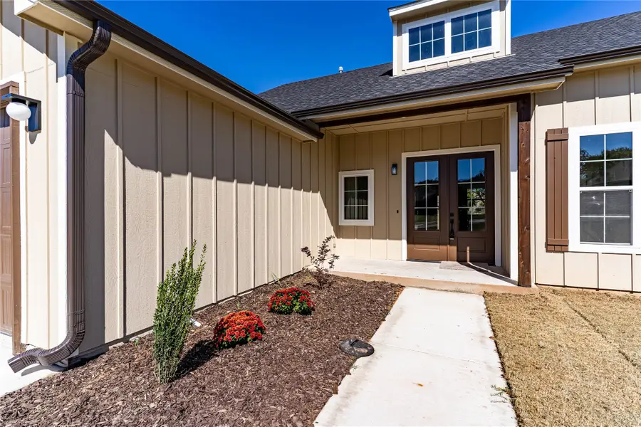 513 W 12th Avenue, Bristow, OK 74010 - #3