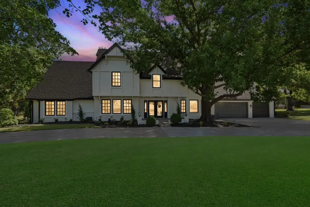 11055 S Jamestown Avenue, Tulsa, OK 74137 - #1