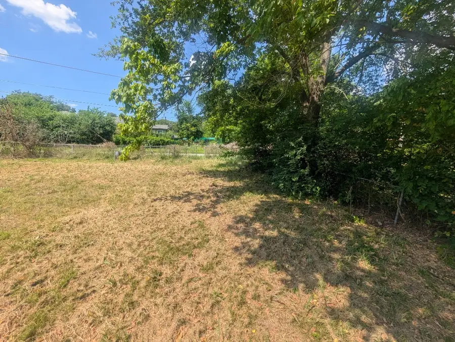505 W Creek Drive, Okmulgee, OK 74447 - #3