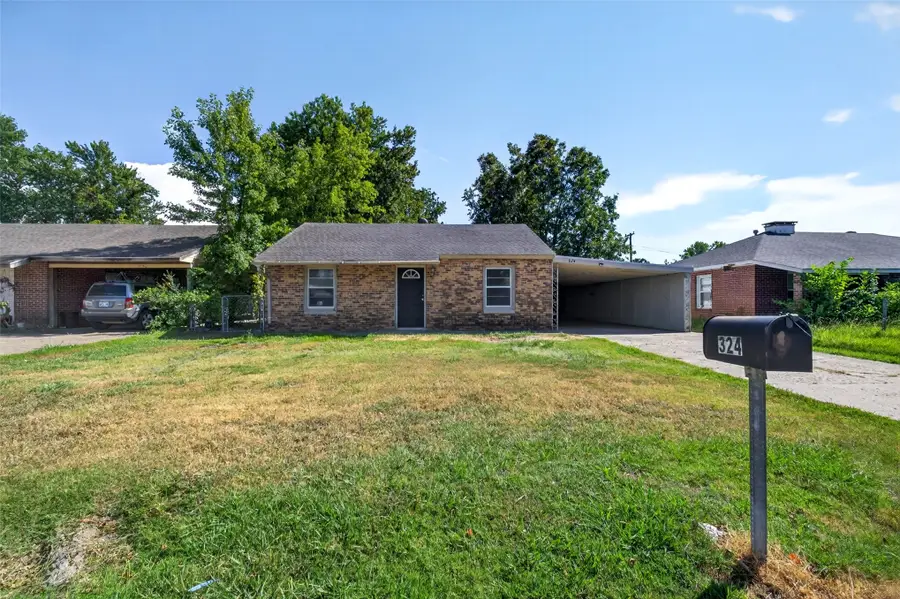 324 SE 4th Street, Pryor, OK 74361 - #3