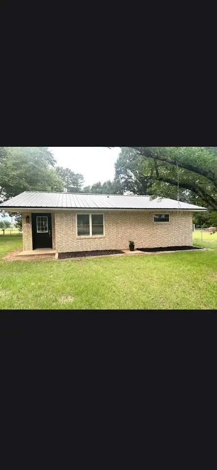 616 SW B, Antlers, OK 74523 - #2